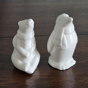 VTG 90s White Ceramic Mini Salt Pepper Shakers Polar Bear Penguin